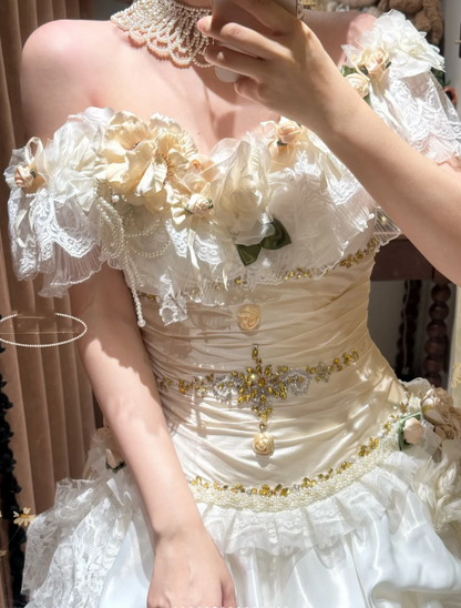 Retro White Satin Lace Layered Long Wedding Dress Formal Bridal Gowns With Flowers D2038