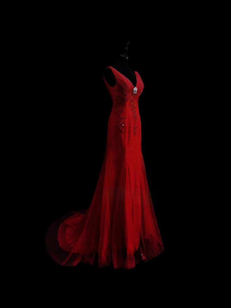 Charming Red V Neck Satin Tulle Mermaid Evening Dress Long Prom Dress D752