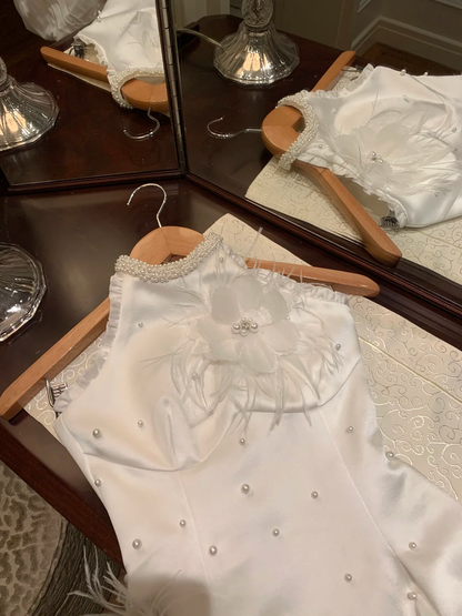 Cute White Sleeveless Satin Beaded Short Homecoming Dress Formal 20th Birthday Outfits D406