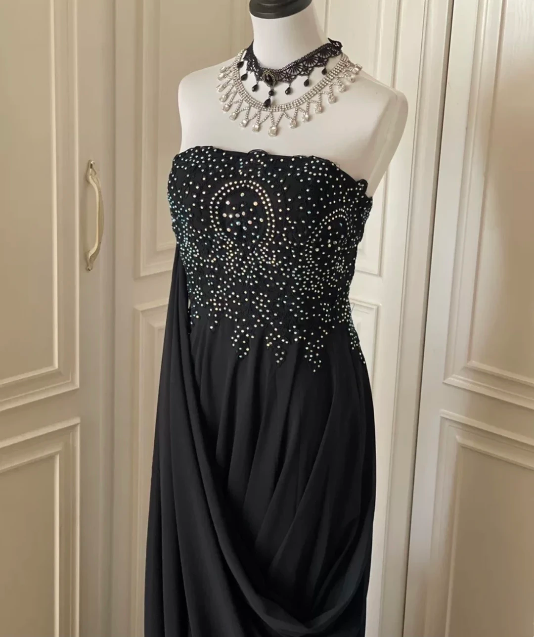 Stylish Black Strapless Chiffon Beaded Long Wedding Guest Dress,Formal Prom Dress Party Dress D3101