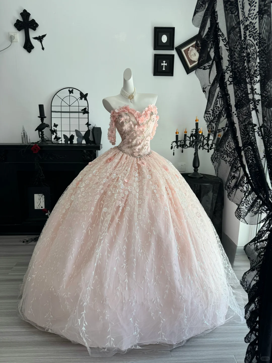 Cute Pink Off The Shoulder Tulle Sequin Floral Beaded Quinceanera Dress Sweet 15 16 Dress With Appliques D4718