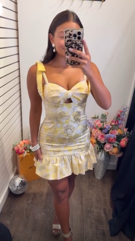 Fashion Spaghetti Straps Yellow Satin Print Floral Short Homecoming Dress Cocktail Dress D4008