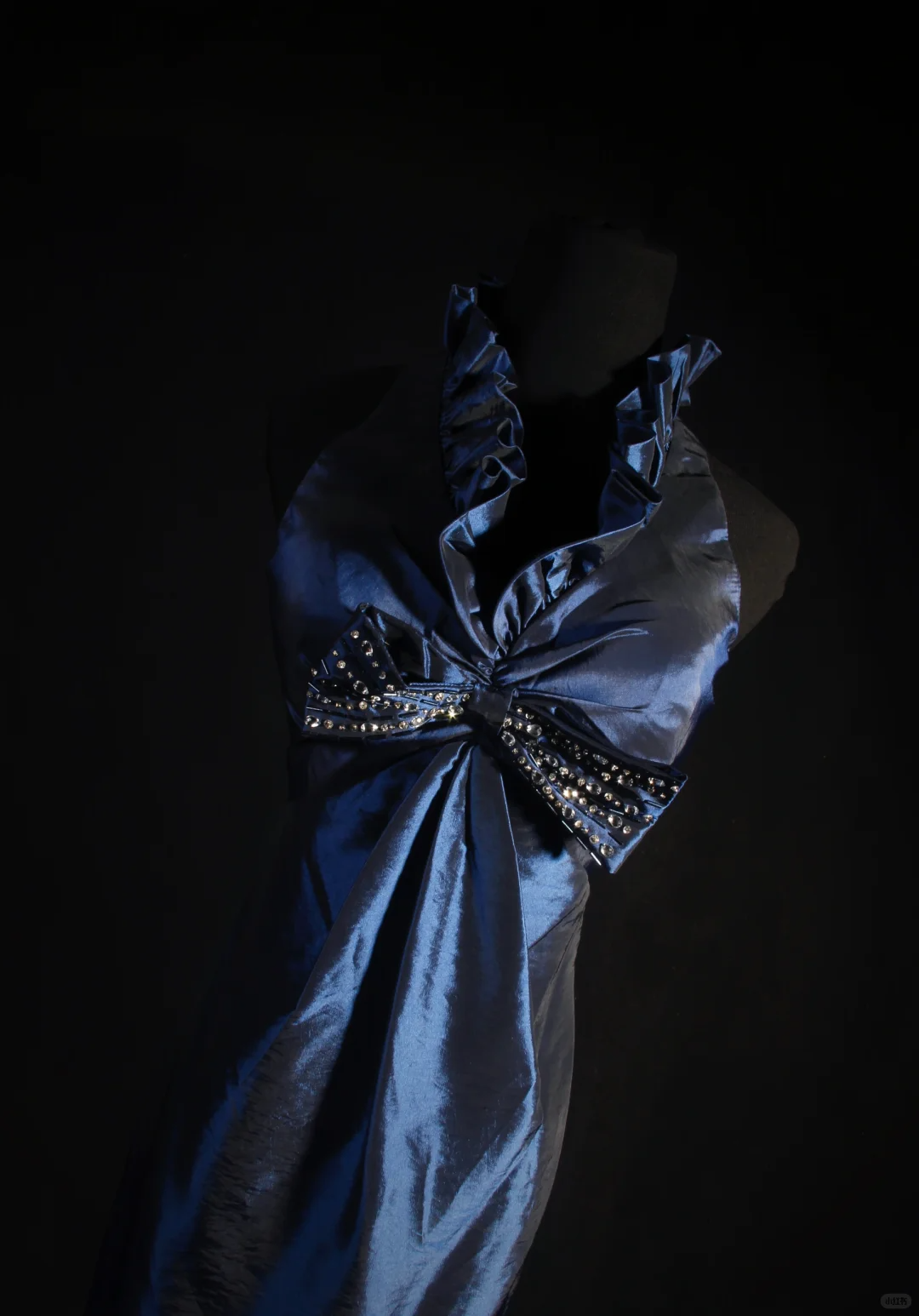 Sexy Navy Blue Satin Beaded Sheath Short Graduation Homecoming Dress,Halter Mini Birthday Dress D3297
