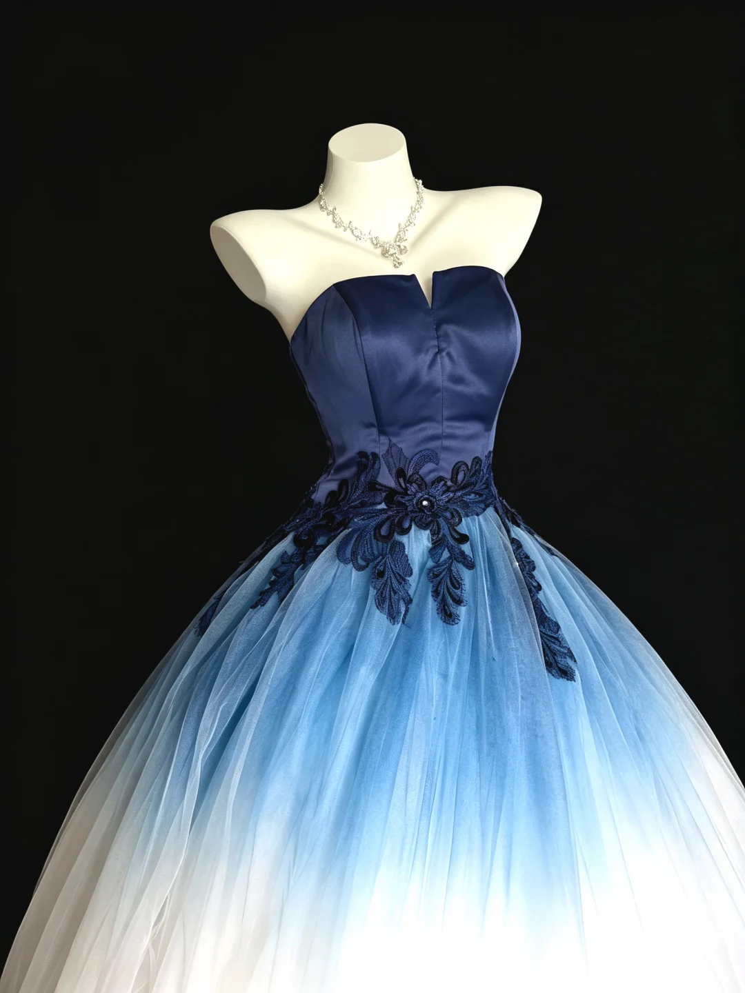 Pretty Strapless Tulle Satin Appliques Birthday Quinceanera Dress Ombre Blue Sweet 16 Dress D5293