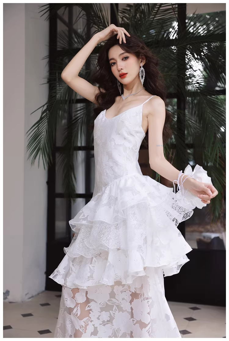 Fairy Spaghetti Strap White Lace Ruffle Layered Mermaid Long Prom Dress Evening Gowns D2426