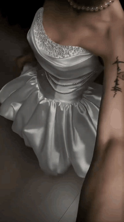 Pretty Strapless Satin Beaded Short Party Dress White Short Graduation Homecoming Dress With Bow D4755