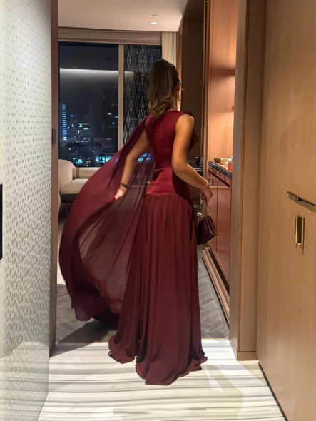 Classy Burgundy Chiffon Slit Mermaid Long Wedding Guest Dress Birthday Evening Dress D1949