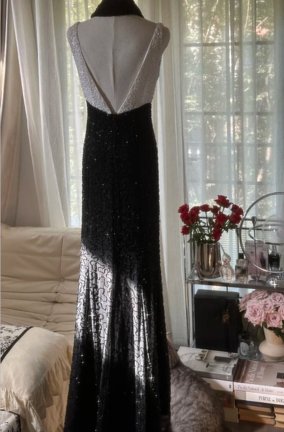Elegant V Neck Black Chiffon Beaded Mermaid Evening Dress Long Birthday Party Gown With Scarf D2300