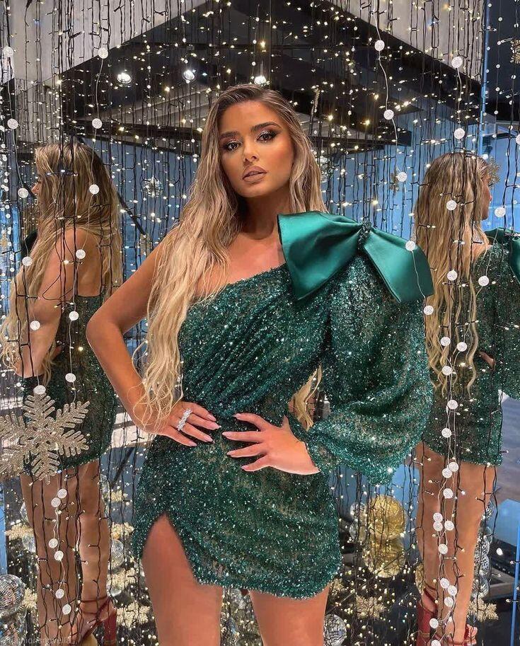 Sexy Bow One Shoulder Short Homecoming Dress,Green Sequin Sheath Slit Short 7th Grade Homecoming Dress D3742