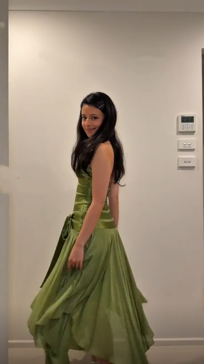 Classy Halter V Neck Green Satin Chiffon Mermaid Long Party Dress Evening Dress D4392