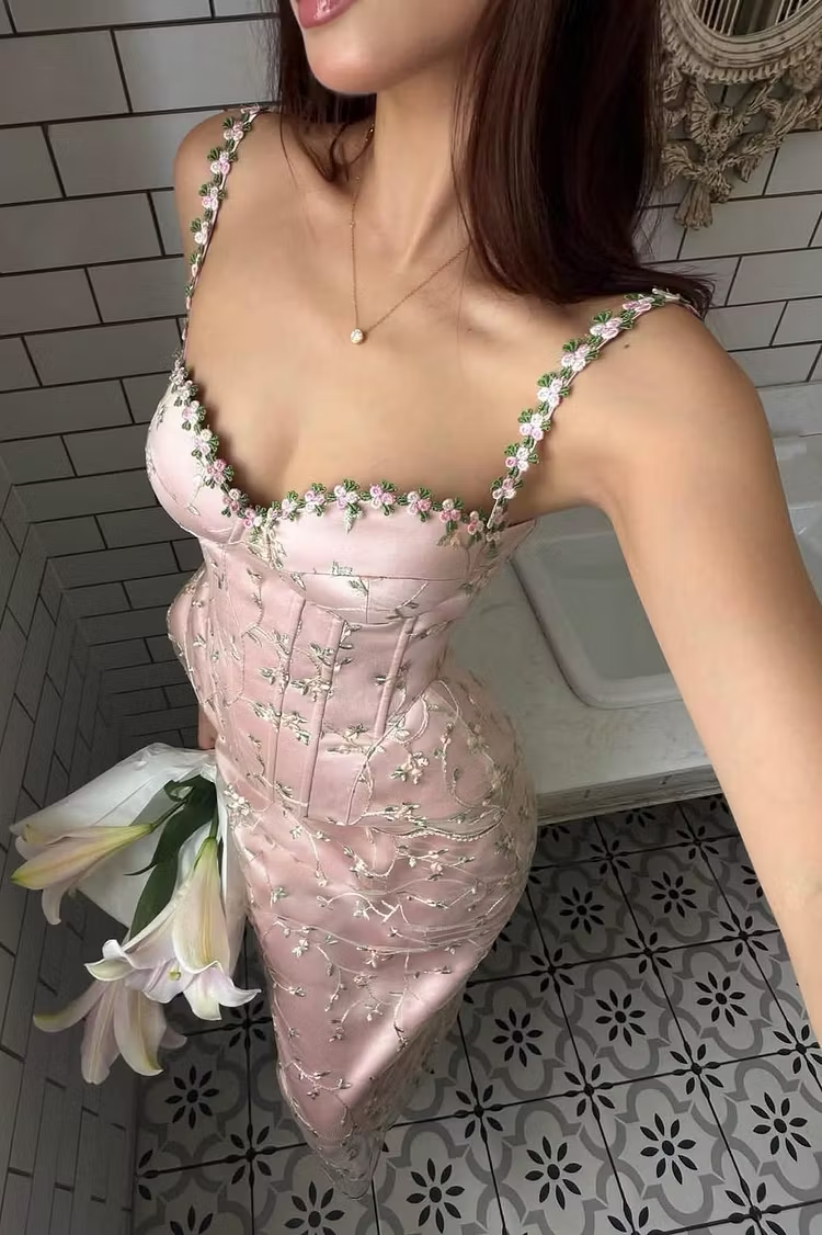 Glamorous Pink Sweetheart Neck Spaghetti Strap Satin Embroidery Flower Long Prom Dress Party Dress Two Piece D4394