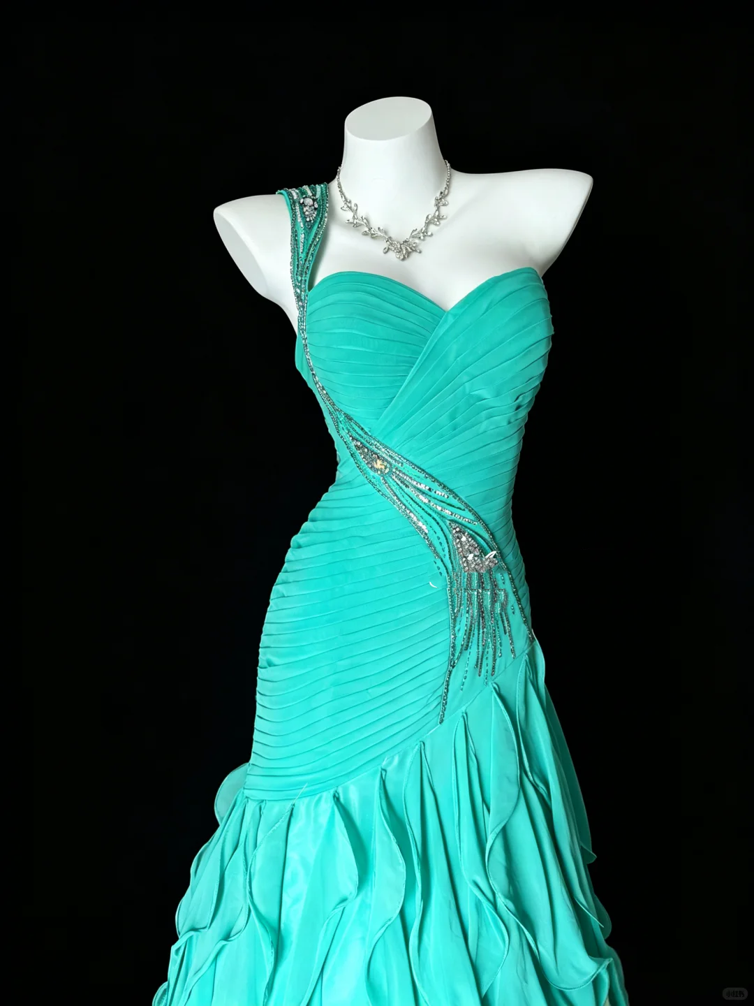 Classy Cyan Satin Pleated Chiffon Ruffle Long Evening Dress One Shoulder Mermaid Birthday Party Dress D5290