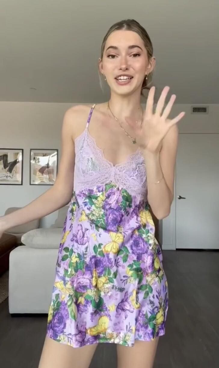 Sexy Spaghetti Straps Purple Lace Satin Floral Short Homecoming Dress Backless Mini Prom Dress D4390