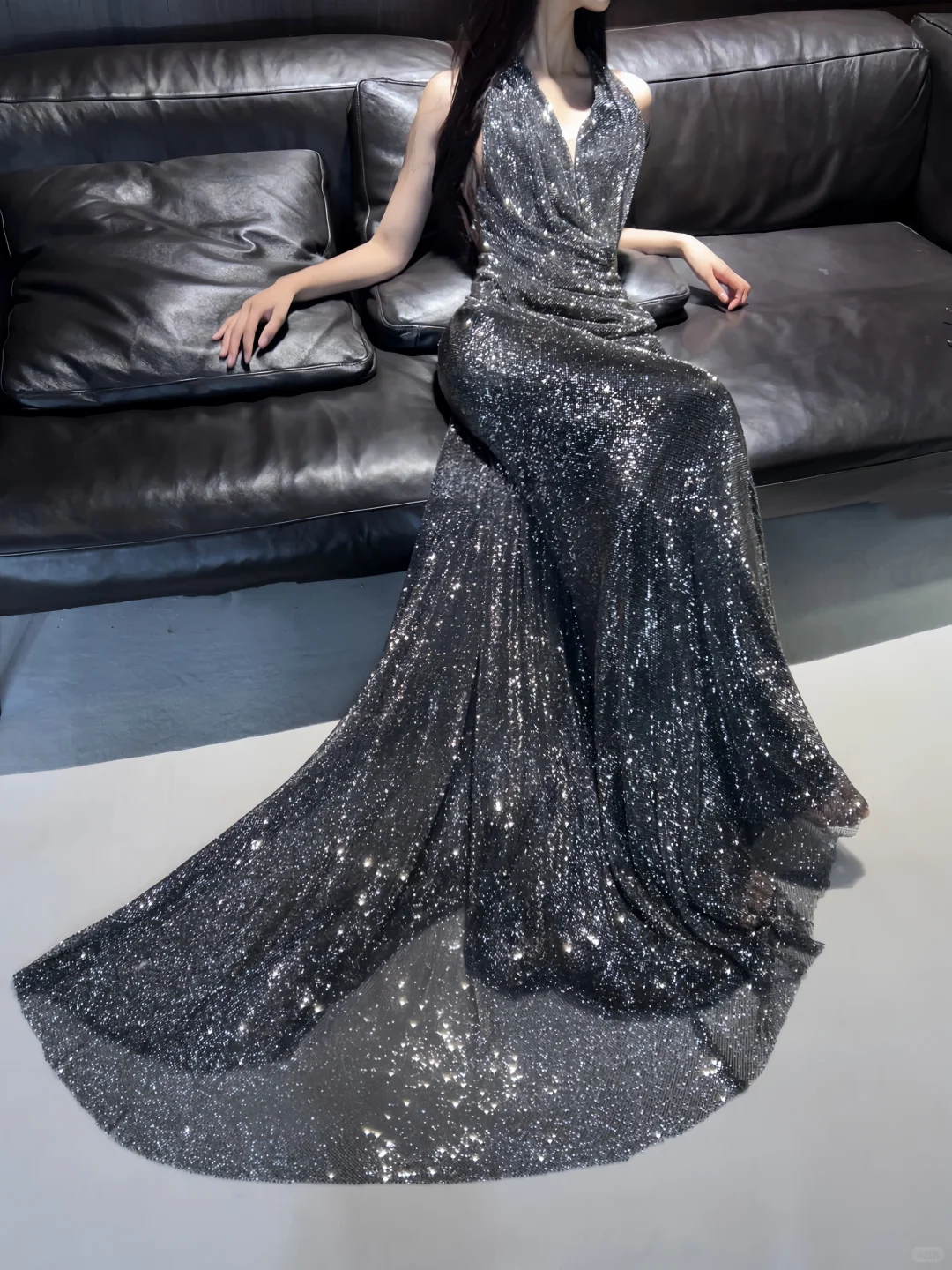 Shiny Black Sequin Pleated Mermaid Long Party Dress Halter Long Prom Gown D5088