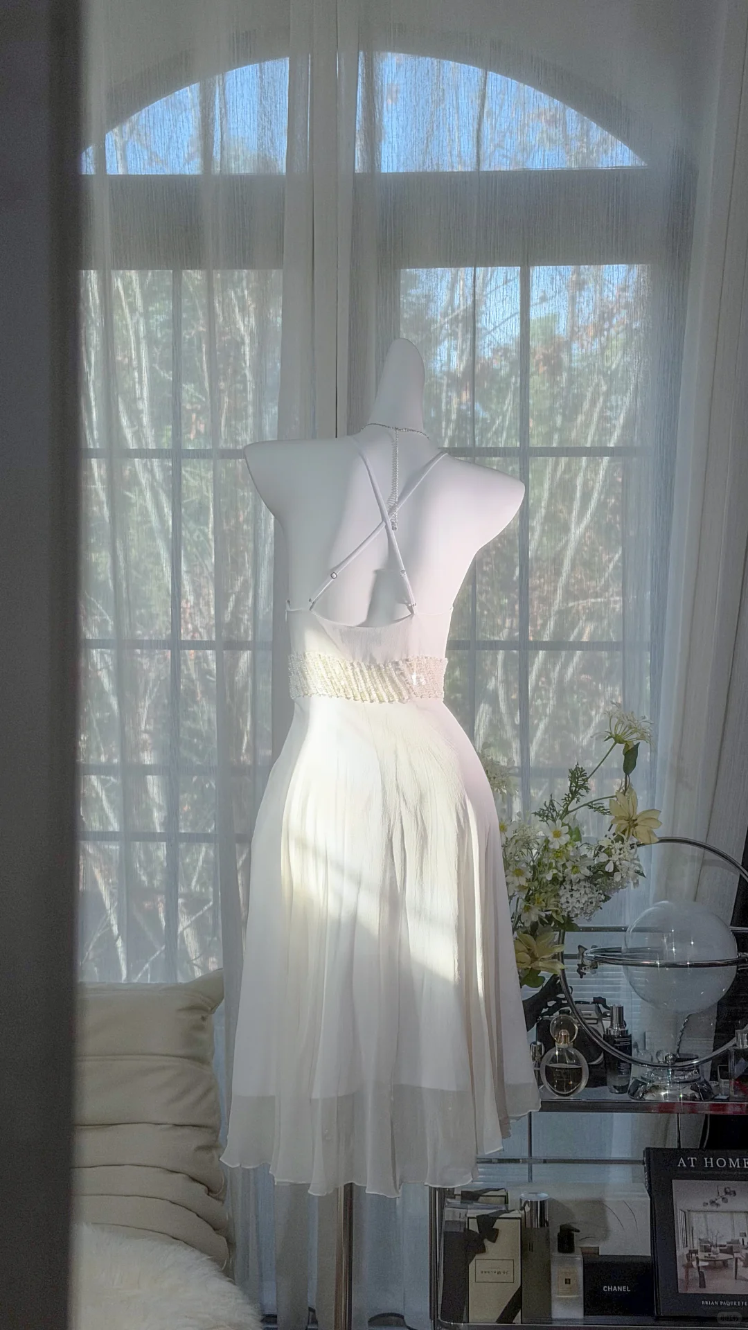 Charming White Chiffon V Neck A Line Short 8th Grade Homecoming Dress Mini Birthday Dress D2528