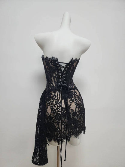 Sexy Burgundy Strapless Lace Sheath Short Cocktail Dress Homecoming Dress D002