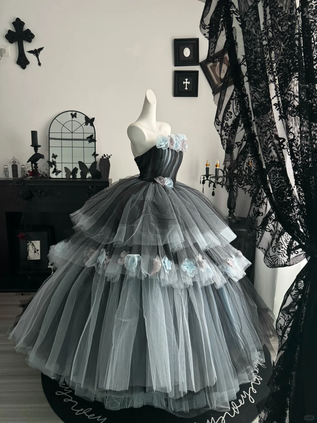 Charming Strapless Gray 3D Floral Layered Tulle Birthday Quinceanera Dress Sweet 16 Dress D3712