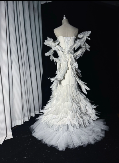Glamorous Strapless White Tulle Feathers Mermaid Long Evening Dress Party Dress D5169