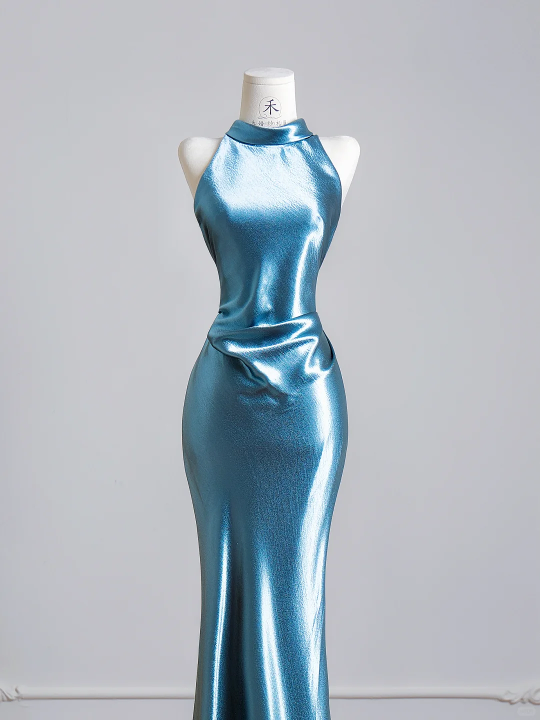 Sexy Halter Sleeveless Satin Mermaid Long Wedding Guest Dress Blue Evening Dress D2502