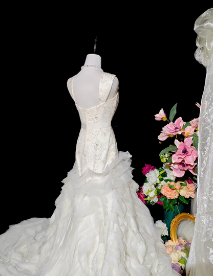 Pretty Spaghetti Straps Satin Appliques Beaded Tulle Pleated Mermaid Long Wedding Dress Bridal Dress D2371