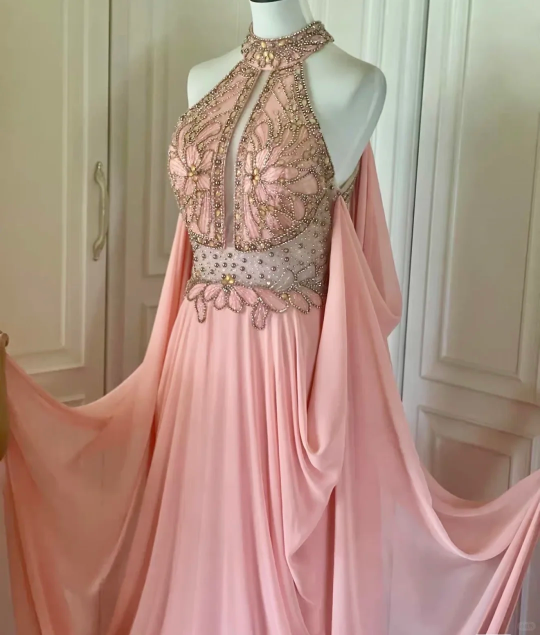 Glamorous Pink Halter Chiffon Beaded Mermaid Long Evening Dress Party Gown D3097