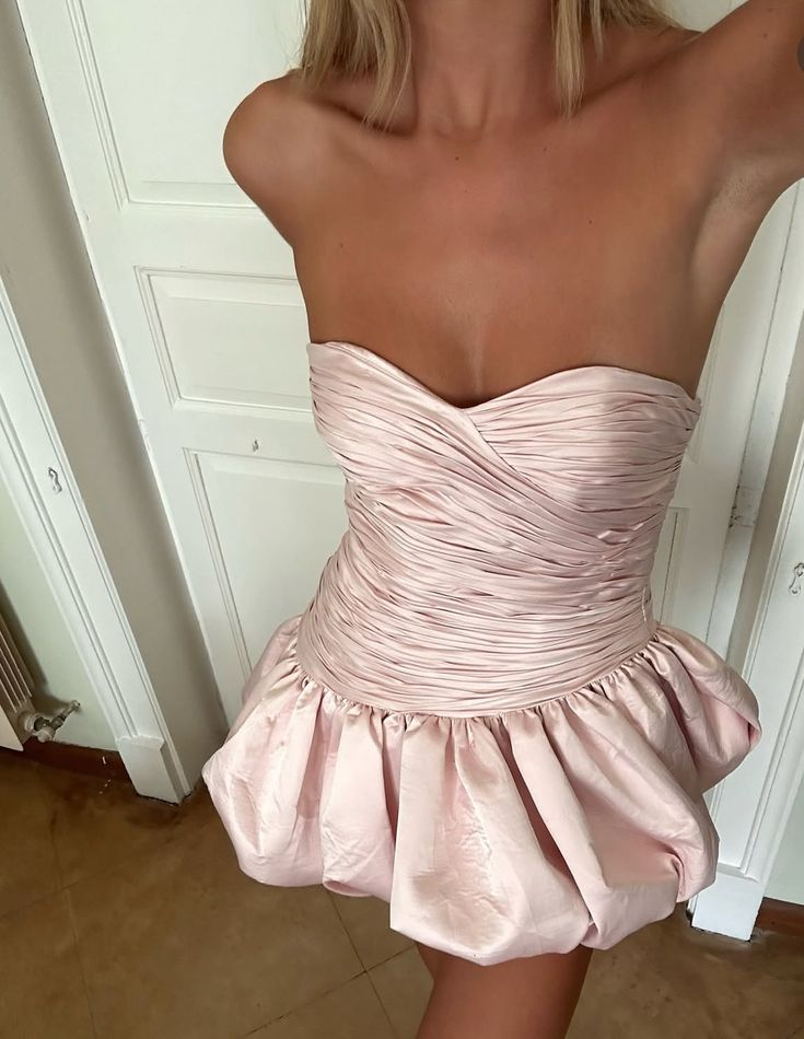 Cute Sweetheart Neck Satin Pleated Short 15th Birthday Outfits,Pink Short Homecoming Dress D3332