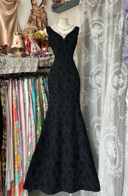 Classy Black Sleeveless Satin Print Floral Mermaid Evening Dress Long Prom Dresses D1621