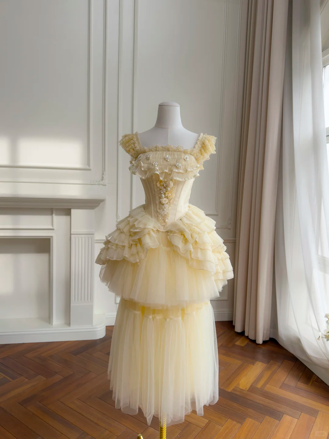 Sweet Tulle Beaded A Line Short 6th Grade Homecoming Dress,Yellow Mini Birthday Outfits D2950