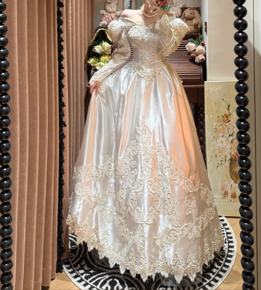 Charming White Off The Shoulder Satin Beaded Appliques Ball Gown Long Wedding Dress Bridal Dress D2035