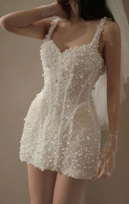 Gorgeous White Lace Pearls Beaded Short 18th Birthday Outfits Formal Graduation Homecoming Dress S905