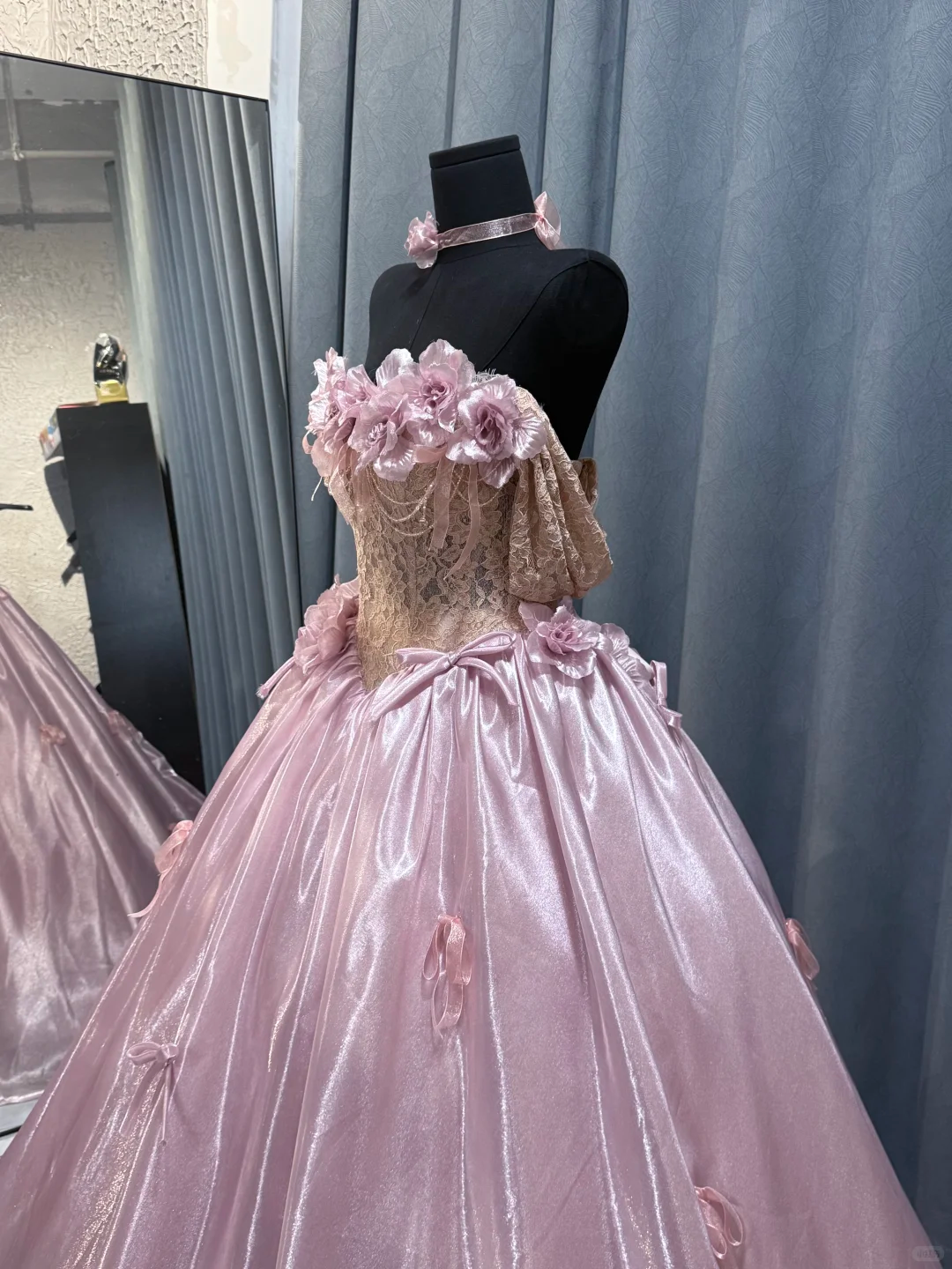 Glamorous Pink Lace Satin Ball Gown Off Shouder Sweet 16 Dress With 3D Flowers D2471