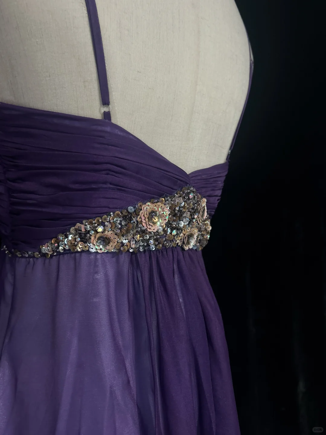 Elegant Spaghetti Straps Lavender Satin Chiffon Sequin Evening Dress Long Wedding Guest Dress D3118