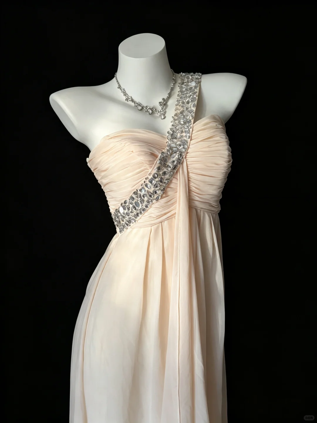 Elegant Nude Apricot Chiffon Beaded Party Dress One Shoulder Evening Dress D5262