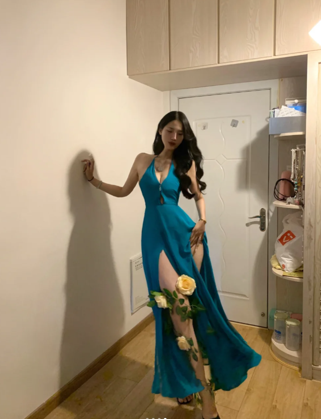 Chic Blue Halter V Neck Satin Slit Mermaid Evening Dress Long Party Gown  D849