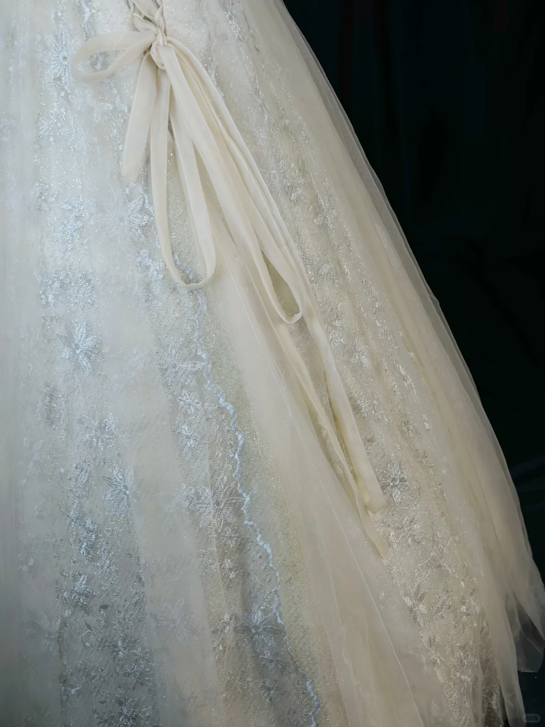 Gorgeous Gold Tulle Lace Embroidery Beaded A Line Long Birthday Prom Dress Evening Gown D2508