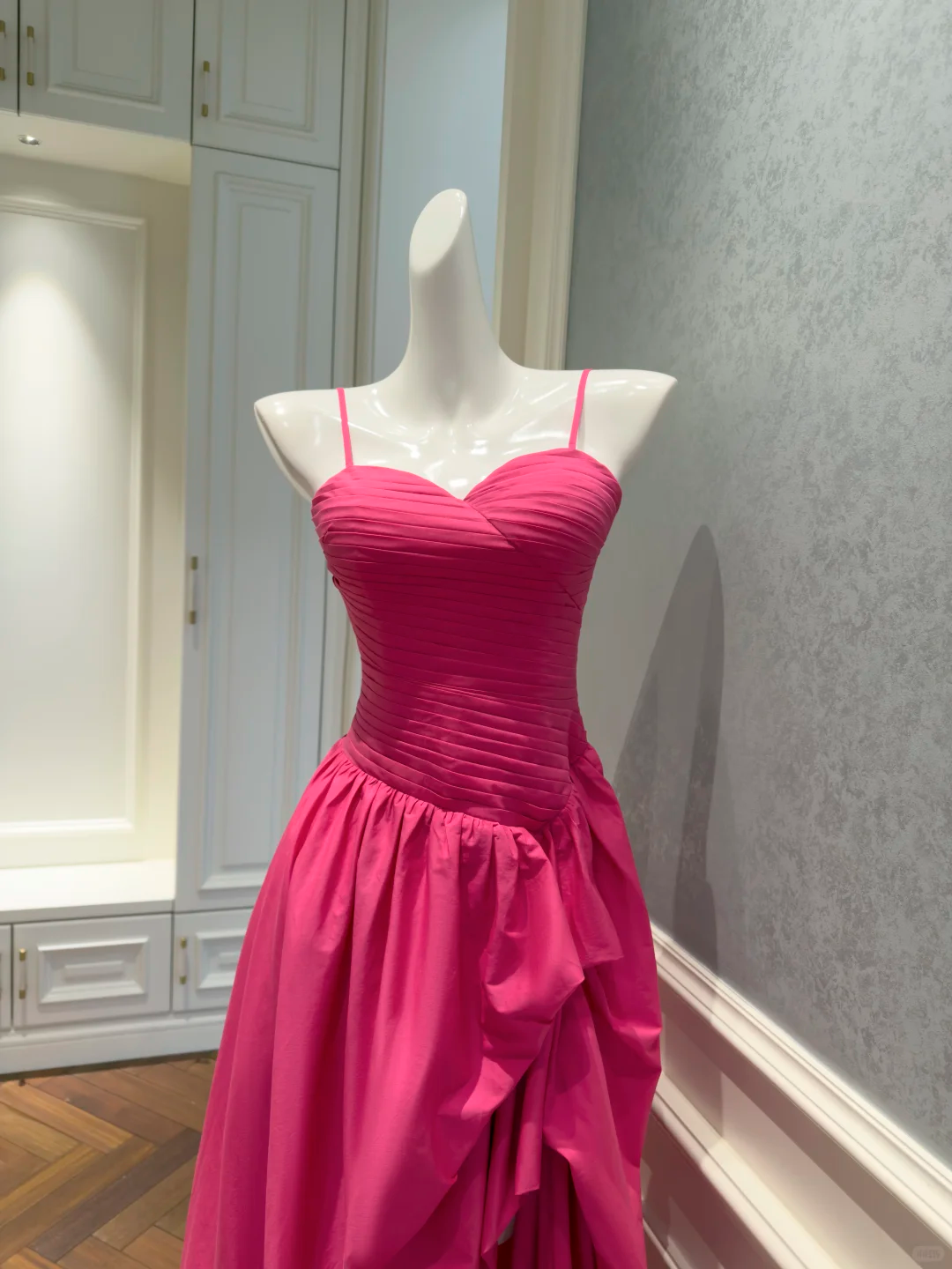 Classy Spaghetti Straps Rose Red Satin Pleated A Line Evening Dress Long Wedding Guest Dress D2980