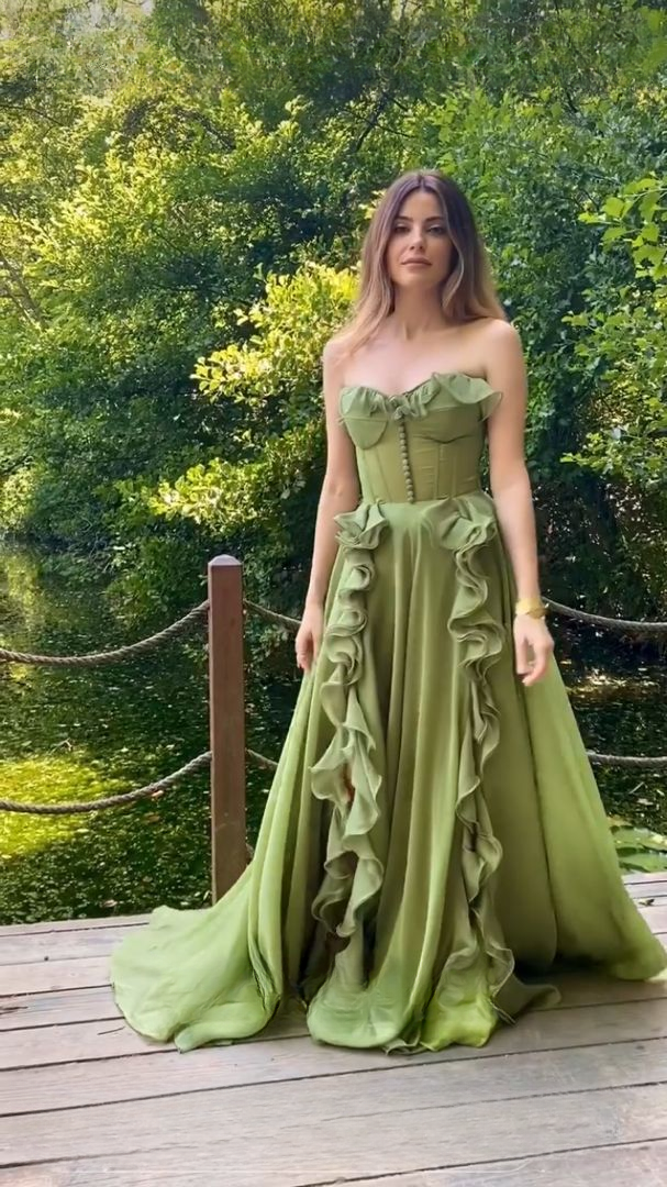 Elegant Sweetheart Neck Green Chiffon Ruffle Slit A Line Long Party Dress Evening Dress D2868