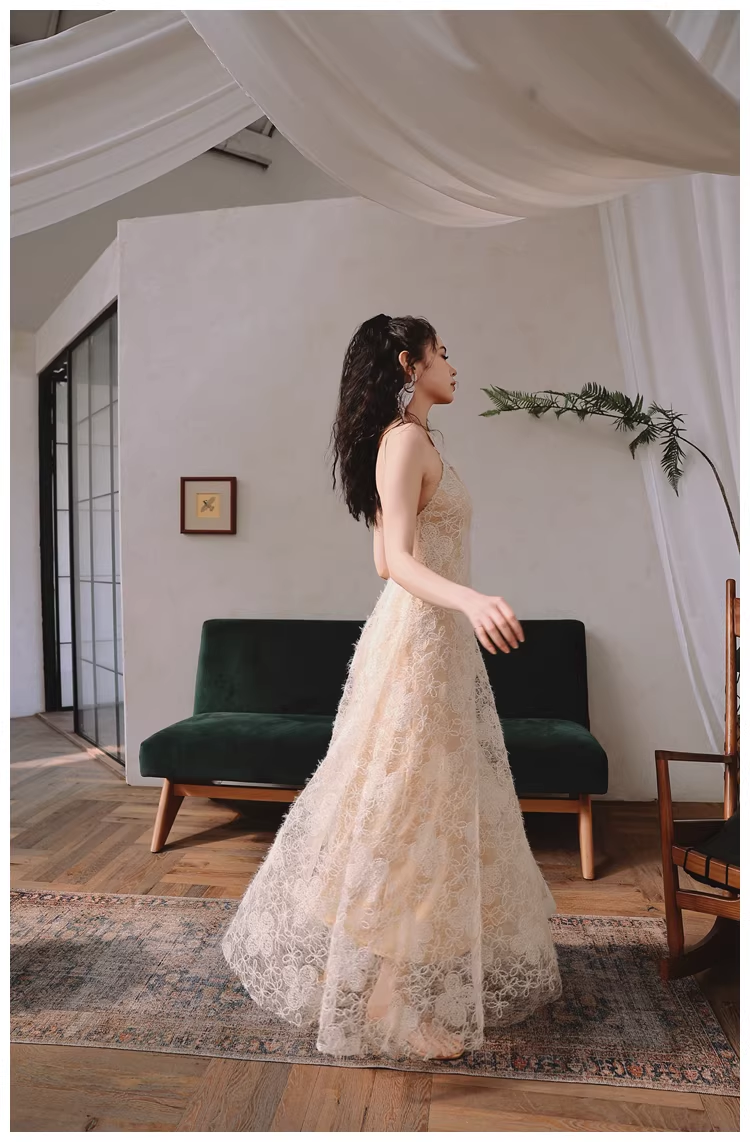 Elegant Sleeveless Lace Backless Long Birthday Party Dress Evening Gown D2439