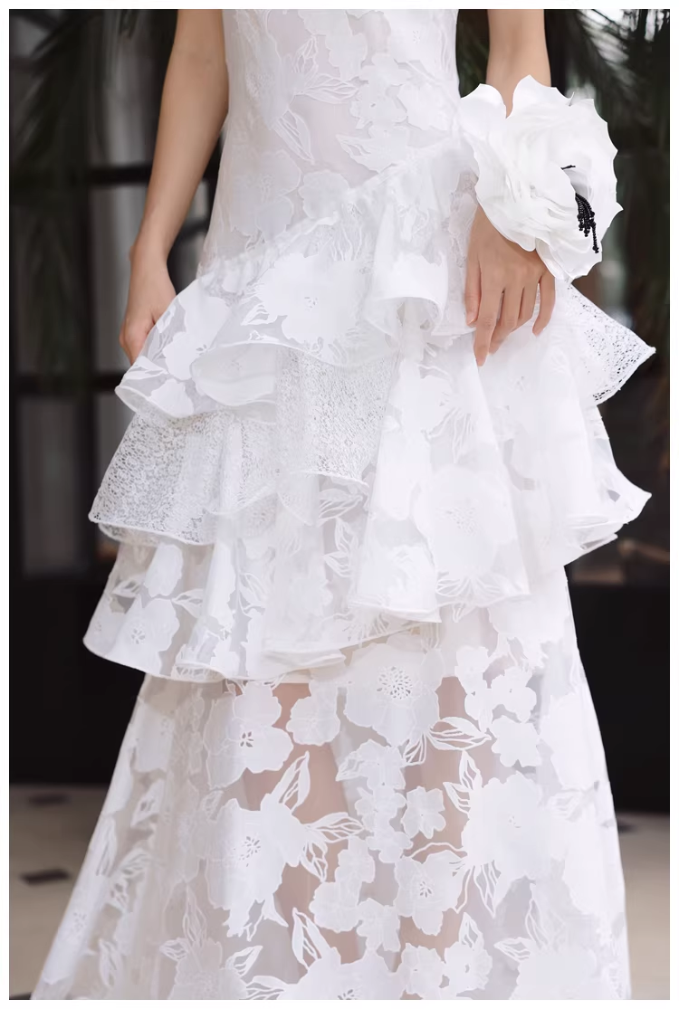 Fairy Spaghetti Strap White Lace Ruffle Layered Mermaid Long Prom Dress Evening Gowns D2426