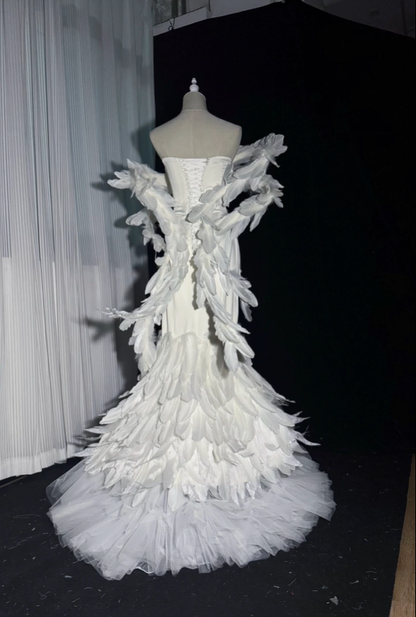 Glamorous Strapless White Tulle Feathers Mermaid Long Evening Dress Party Dress D5169