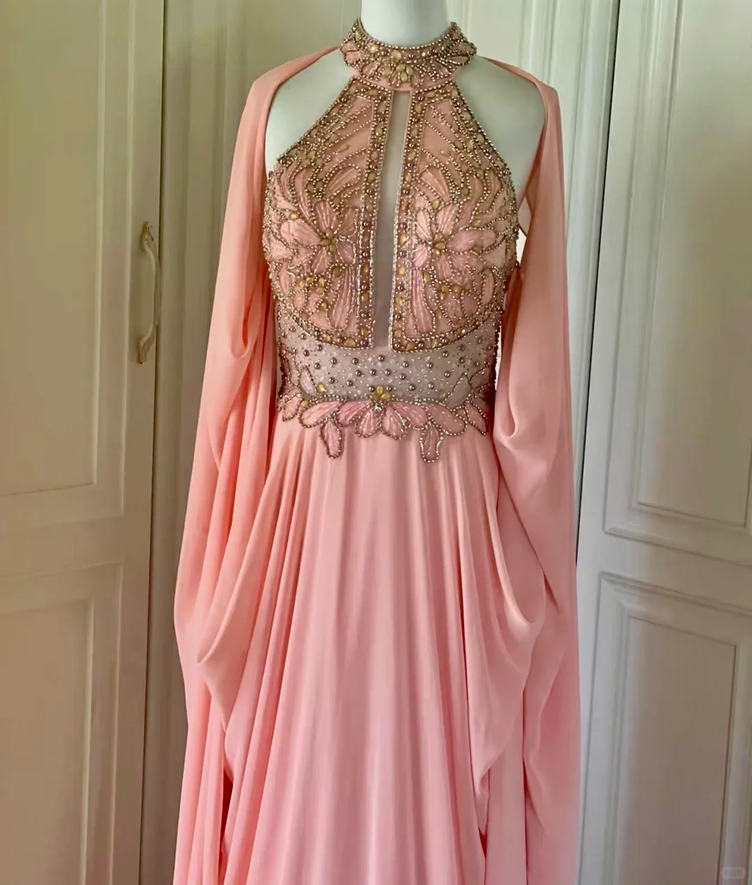 Glamorous Pink Halter Chiffon Beaded Mermaid Long Evening Dress Party Gown D3097