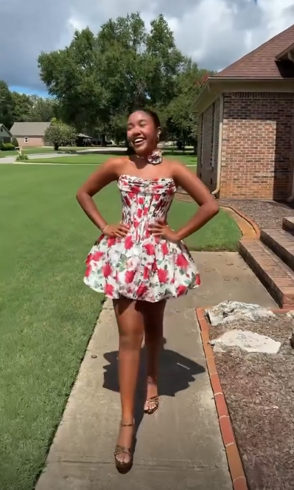 Charming Strapless Satin Print Floral A Line Red Short Homecoming Dress Birthday Outfits D4306