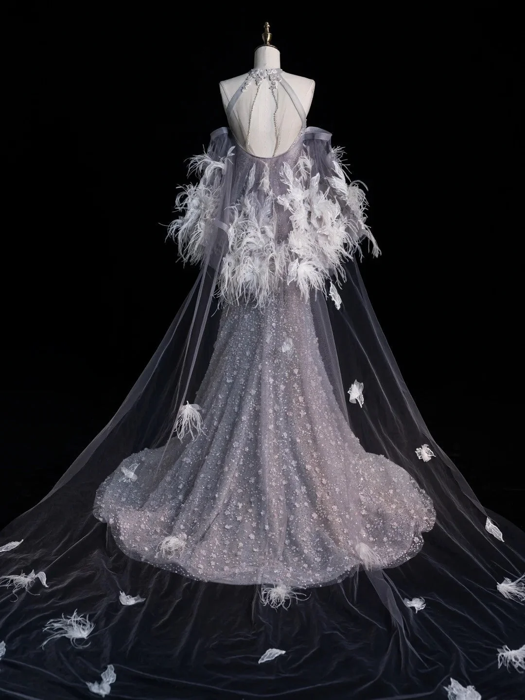 Charming Halter Tulle Sequin Beaded Mermaid Long Evening Dress Birthday Party Dress With Feathers Cape D4857