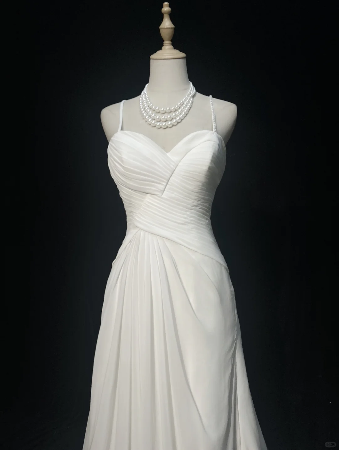 Gorgeous Spaghetti Straps White Chiffon Pleated Mermaid Long Party Dress Evening Dress D5079