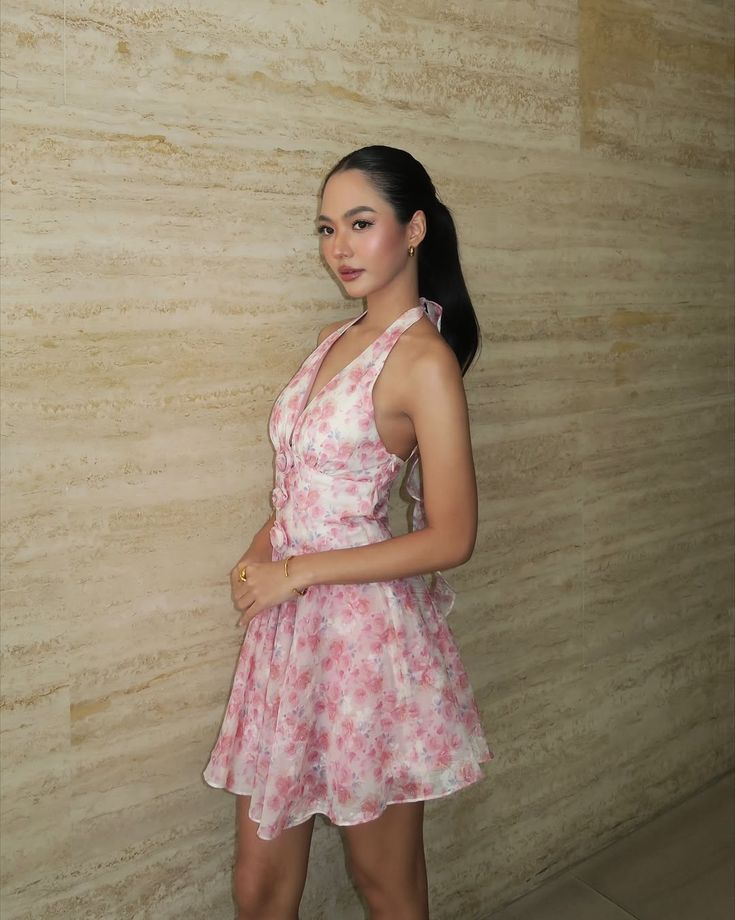 Sexy Halter V Neck Short Prom Dress Pink Chiffon Print Floral Short Homecoming Dress D4357